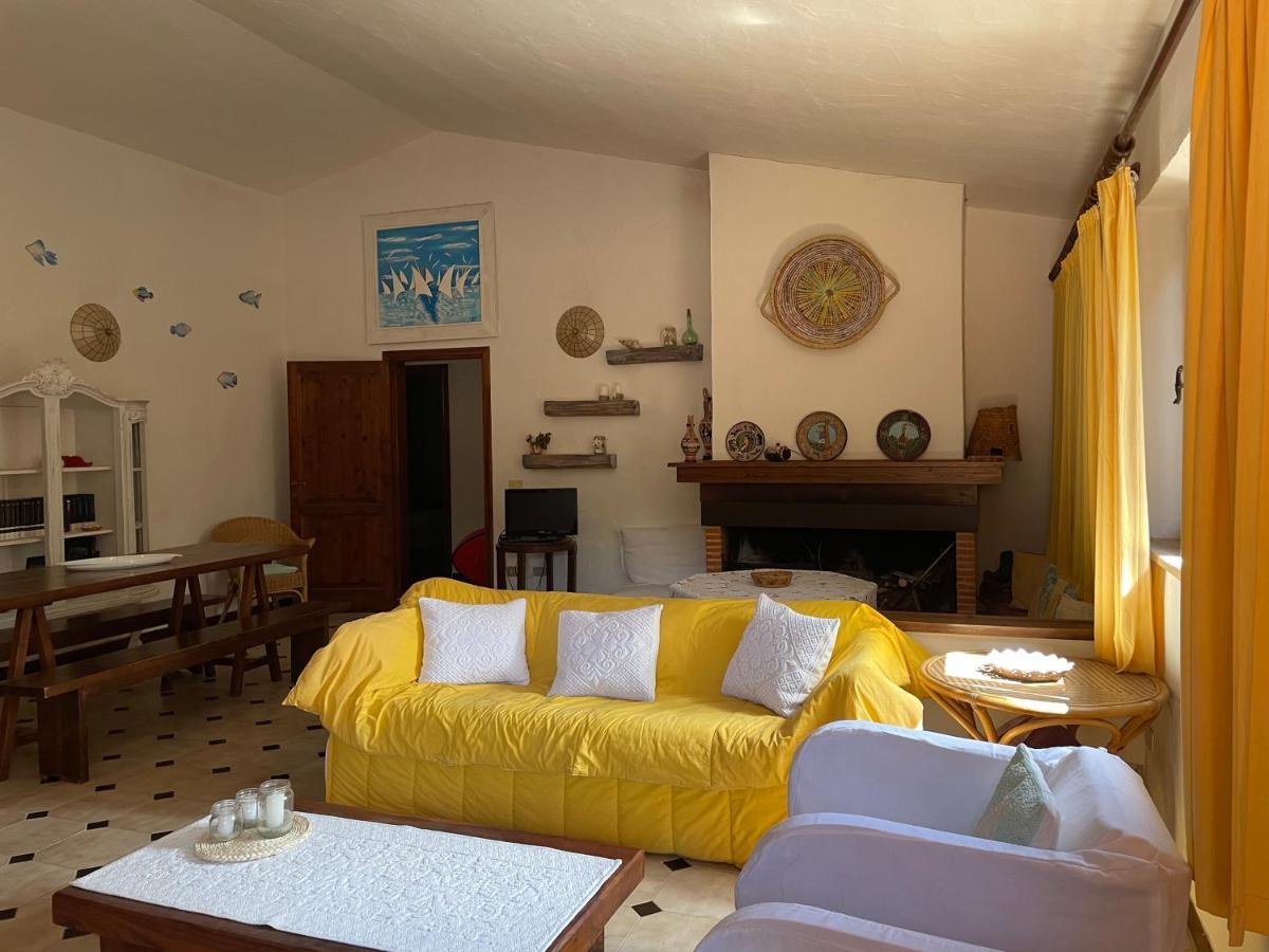 Villa Mare E Rocce *